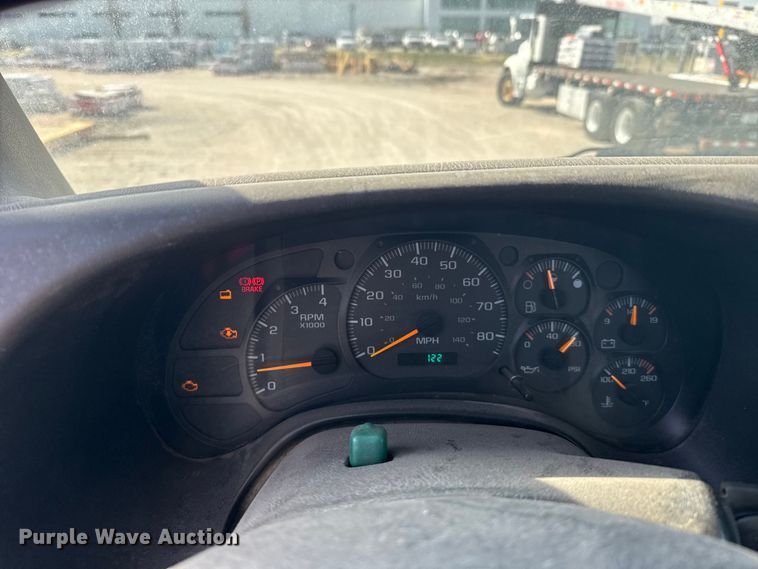 image for item FB7145 2006 GMC C7500 flatbed truck