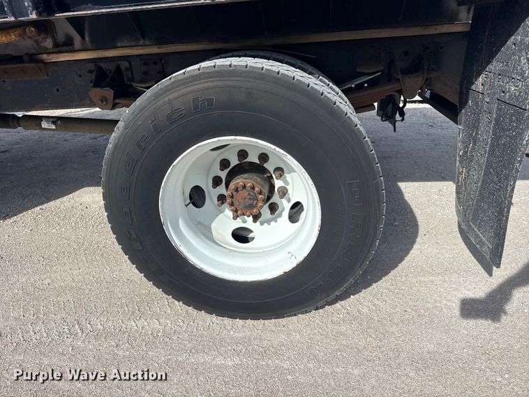 image for item FB7145 2006 GMC C7500 flatbed truck