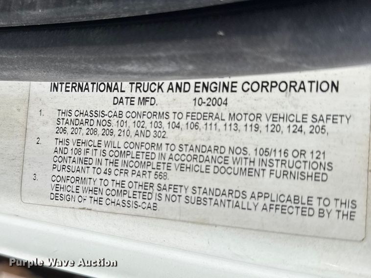 image for item FB7173 2005 International 4300 flatbed truck