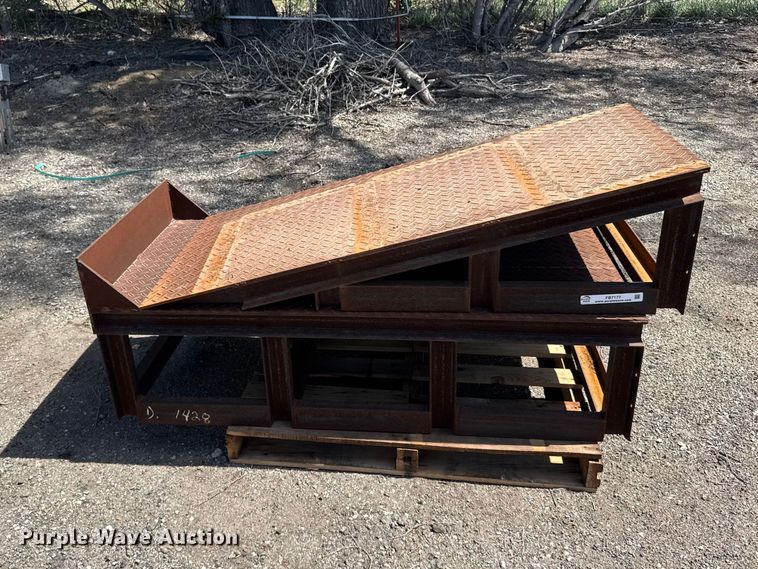 image for item FB7177 (2) Steel ramps