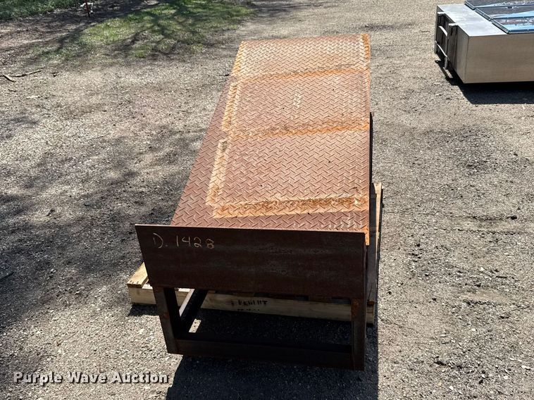 image for item FB7177 (2) Steel ramps
