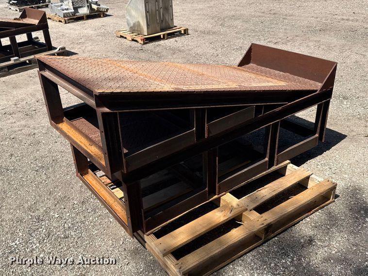 image for item FB7177 (2) Steel ramps