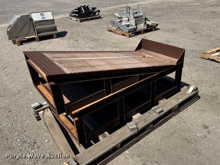 image for item FB7177 (2) Steel ramps