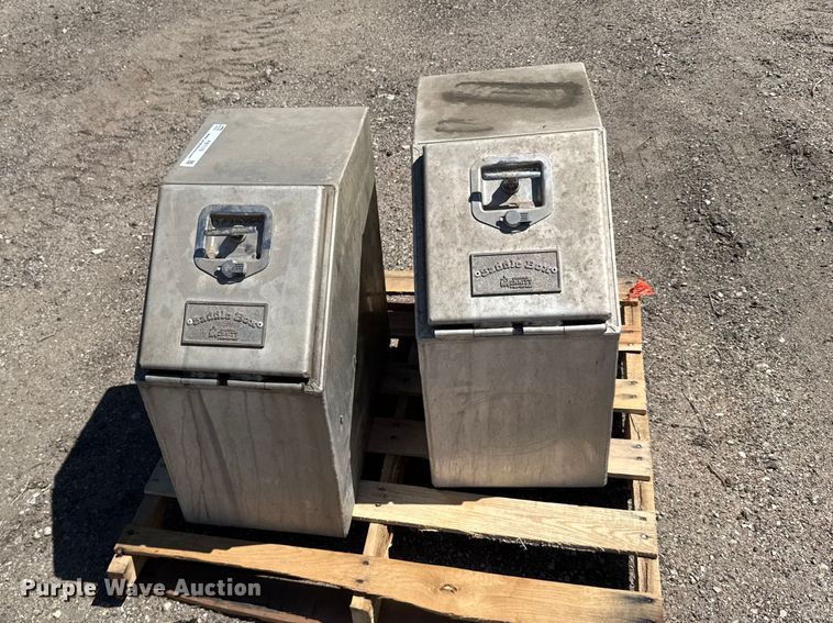 image for item FB7179 (2) Merritt saddle boxes