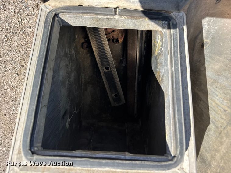 image for item FB7179 (2) Merritt saddle boxes