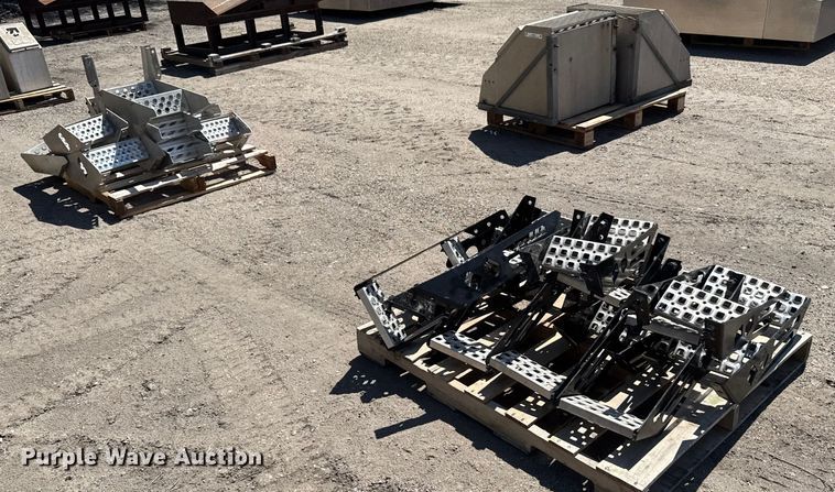 image for item FB7180 Truck steps