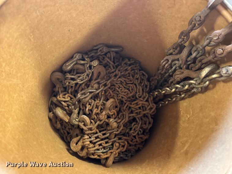image for item FB7183 Approximately 20 load chains