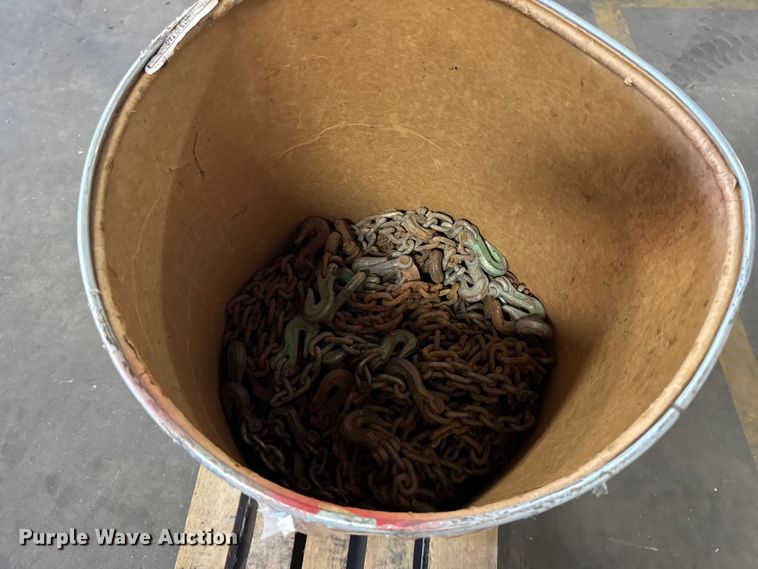 image for item FB7185 Approximately (20) load chains