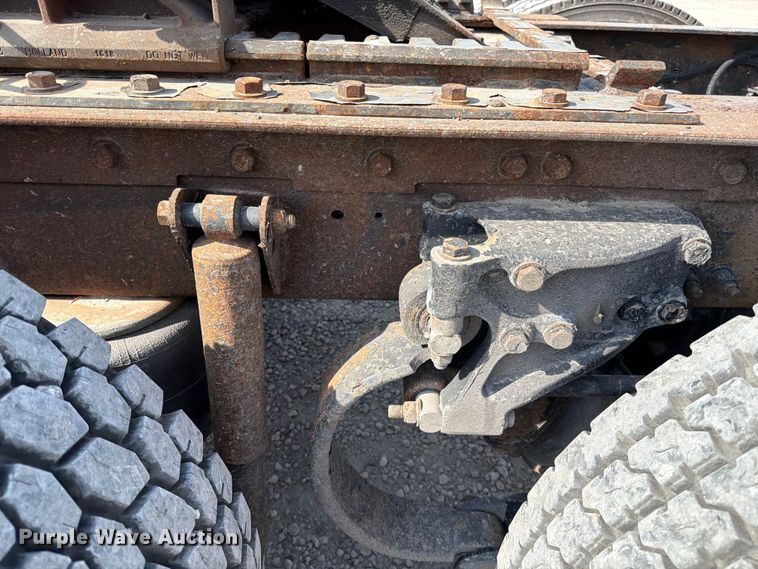 image for item FB8033 2010 Kenworth W900 semi truck