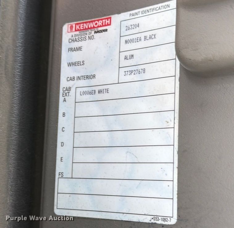 image for item FB8033 2010 Kenworth W900 semi truck