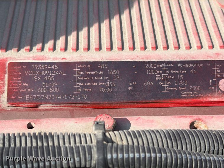 image for item FB8033 2010 Kenworth W900 semi truck