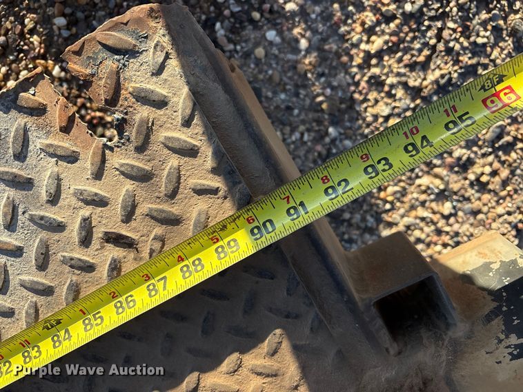 image for item FC2110 Brown box truck bed