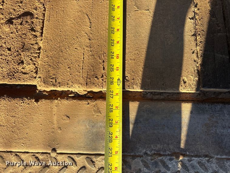 image for item FC2110 Brown box truck bed