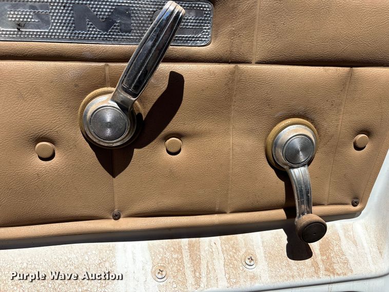 image for item FC2119 1979 GMC Brigadier semi truck