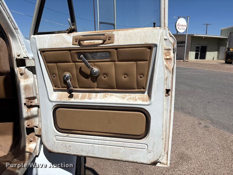 image for item FC2119 1979 GMC Brigadier semi truck