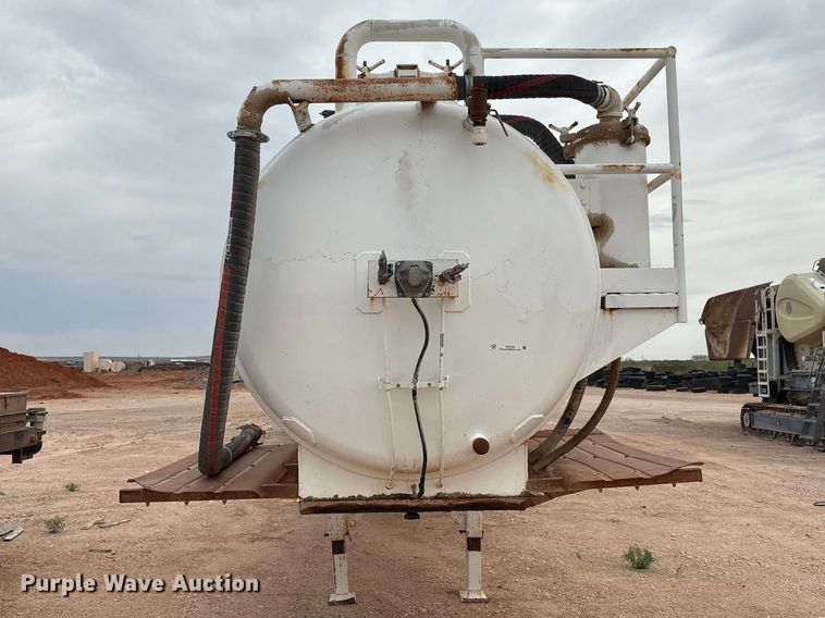 image for item FC2166 1995 Overland 259 tank trailer