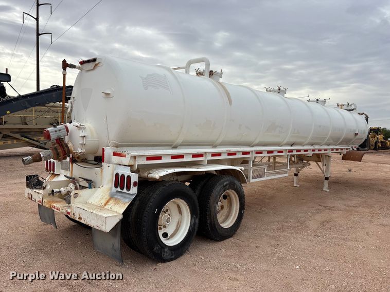 image for item FC2166 1995 Overland 259 tank trailer