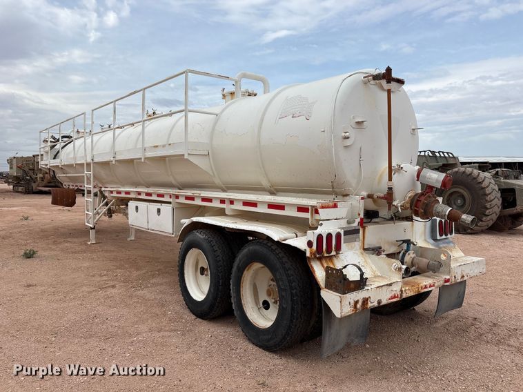 image for item FC2166 1995 Overland 259 tank trailer