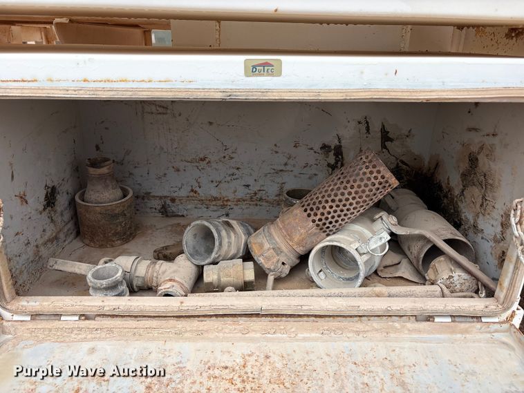 image for item FC2166 1995 Overland 259 tank trailer