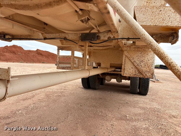 image for item FC2166 1995 Overland 259 tank trailer