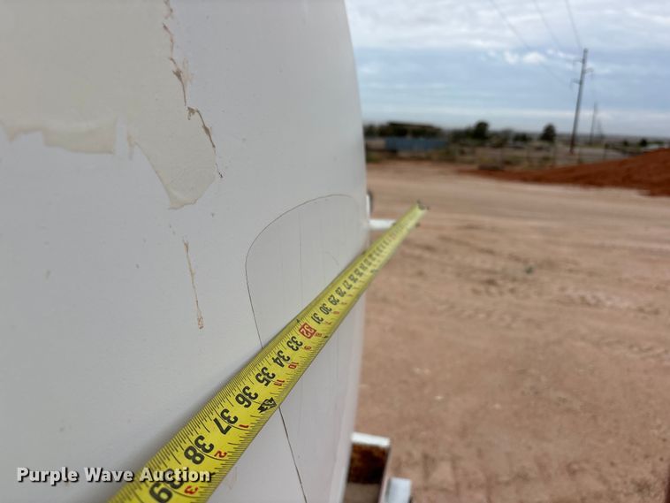 image for item FC2166 1995 Overland 259 tank trailer