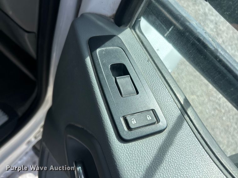 image for item FC5276 2019 Kenworth T680 semi truck