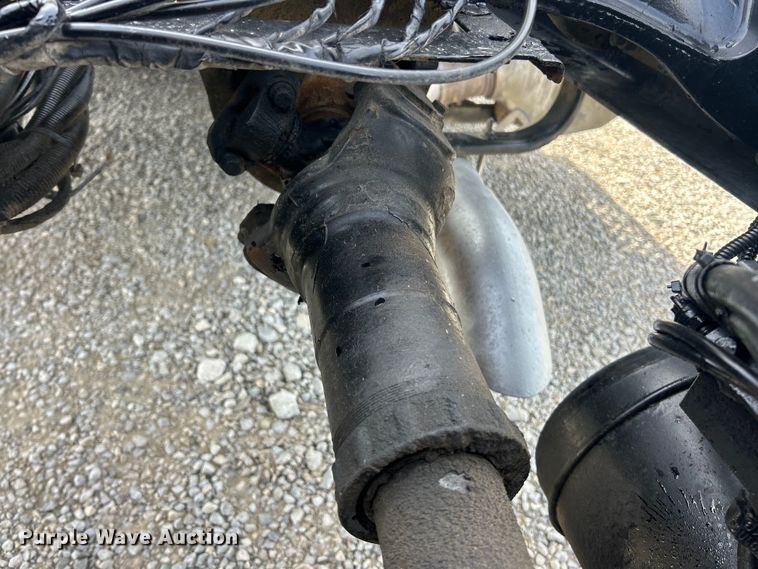 image for item FC5276 2019 Kenworth T680 semi truck