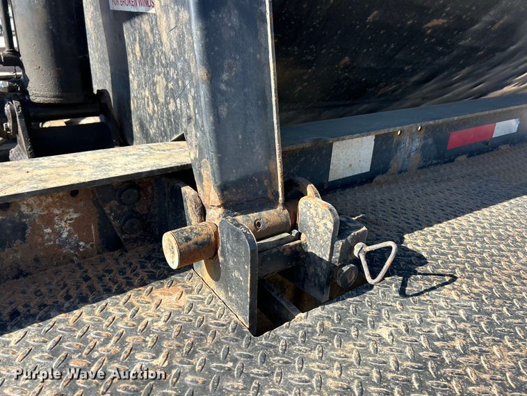 image for item FC5278 2006 Side Dump Industries DS39BCH1R2R11 side dump trailer