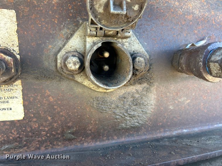 image for item FC5278 2006 Side Dump Industries DS39BCH1R2R11 side dump trailer