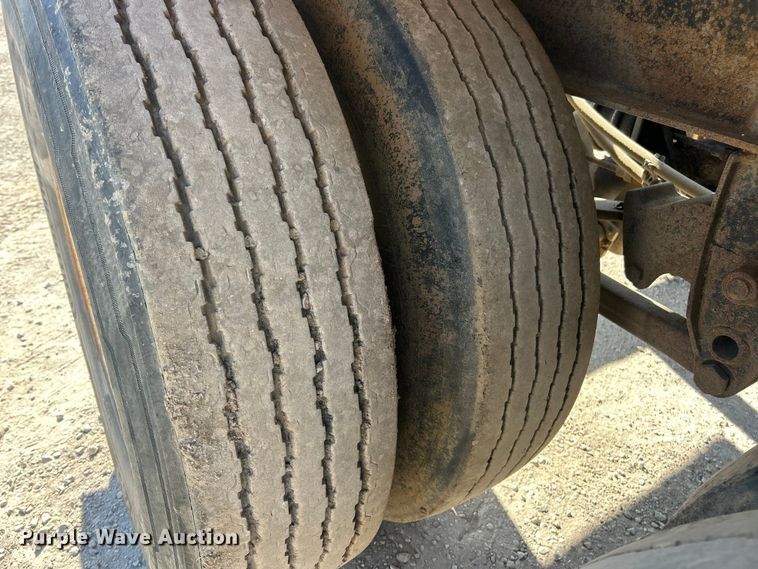 image for item FC5278 2006 Side Dump Industries DS39BCH1R2R11 side dump trailer