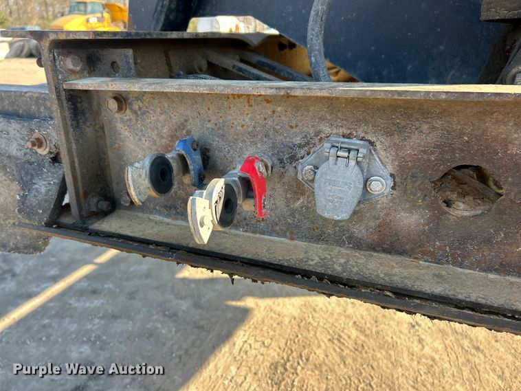 image for item FC5279 2007 Side Dump Industries DS39BCH1R2R11 side dump trailer