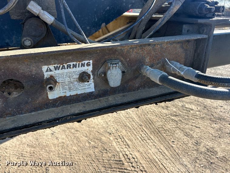 image for item FC5279 2007 Side Dump Industries DS39BCH1R2R11 side dump trailer