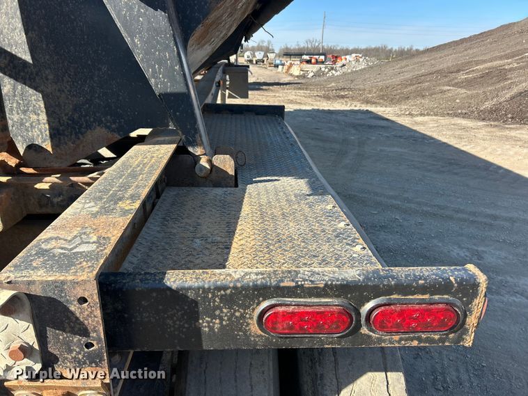 image for item FC5279 2007 Side Dump Industries DS39BCH1R2R11 side dump trailer