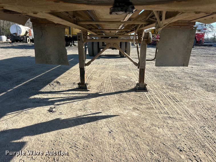 image for item FC5279 2007 Side Dump Industries DS39BCH1R2R11 side dump trailer