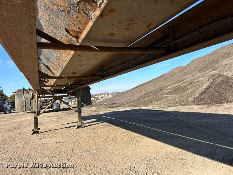 image for item FC5279 2007 Side Dump Industries DS39BCH1R2R11 side dump trailer