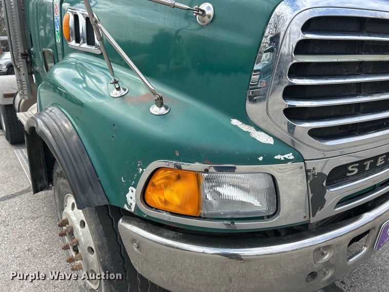 image for item FC5287 2008 Sterling L9500 semi truck