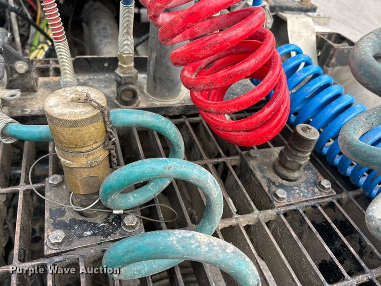 image for item FC5287 2008 Sterling L9500 semi truck