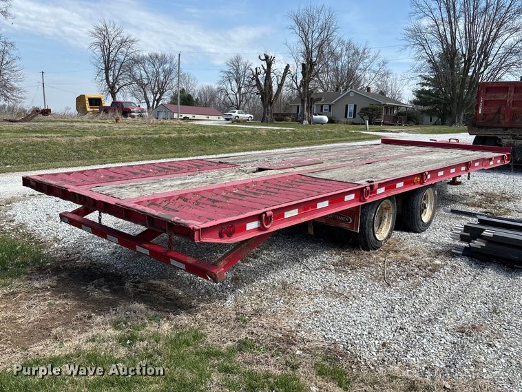 image for item FC5557 1999 Dynaweld tilt deck equipment trailer