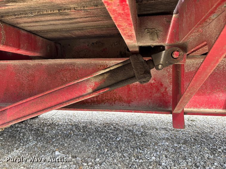 image for item FC5557 1999 Dynaweld tilt deck equipment trailer