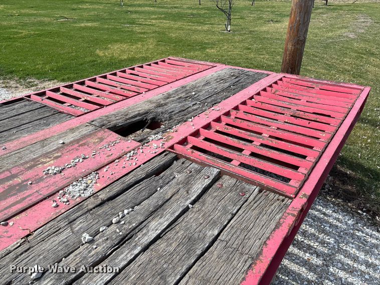 image for item FC5557 1999 Dynaweld tilt deck equipment trailer