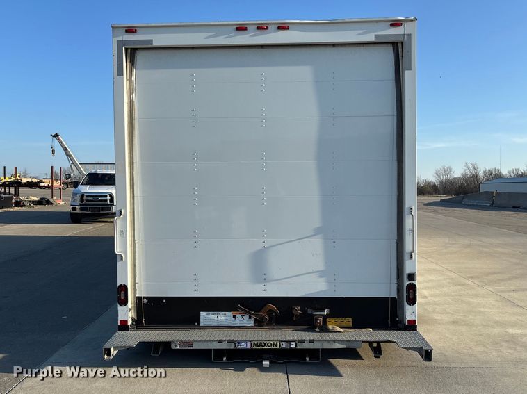 image for item FC5562 Supreme box bed