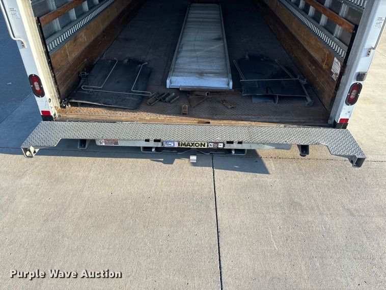 image for item FC5562 Supreme box bed