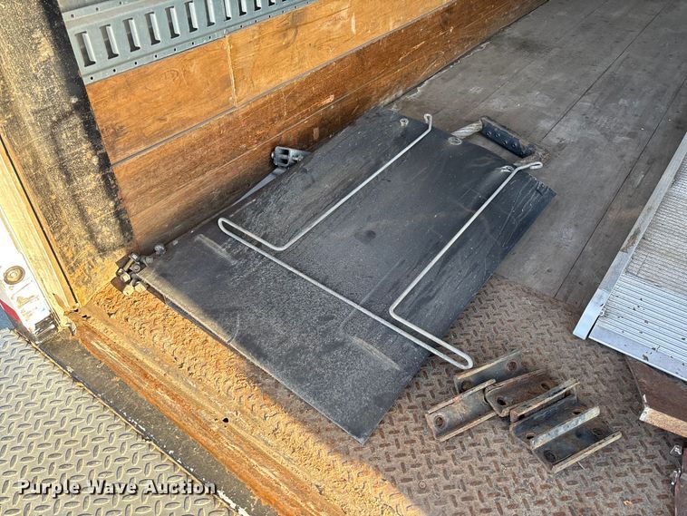 image for item FC5562 Supreme box bed