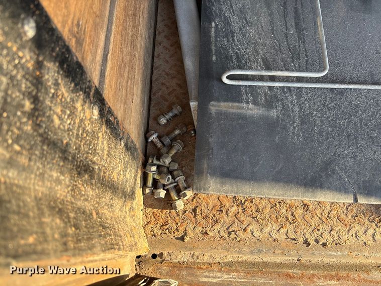 image for item FC5562 Supreme box bed