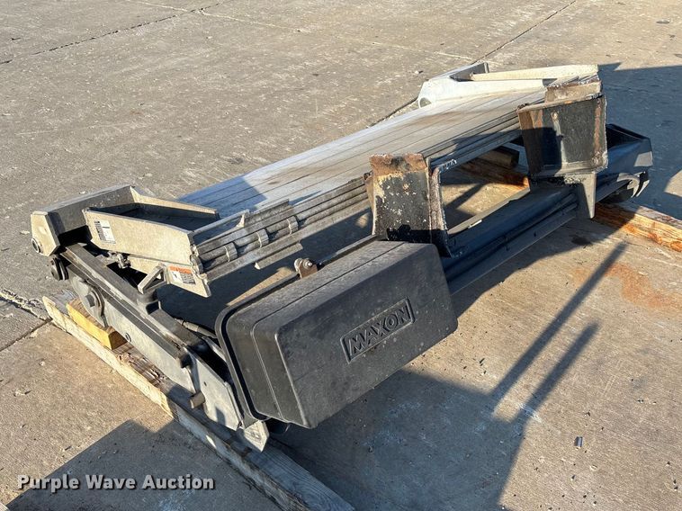 image for item FC5562 Supreme box bed