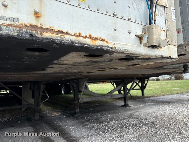 image for item FG0142 2005 Stoughton ZPVW-535T-S-C-AR dry van trailer