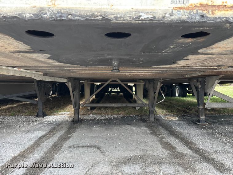 image for item FG0142 2005 Stoughton ZPVW-535T-S-C-AR dry van trailer