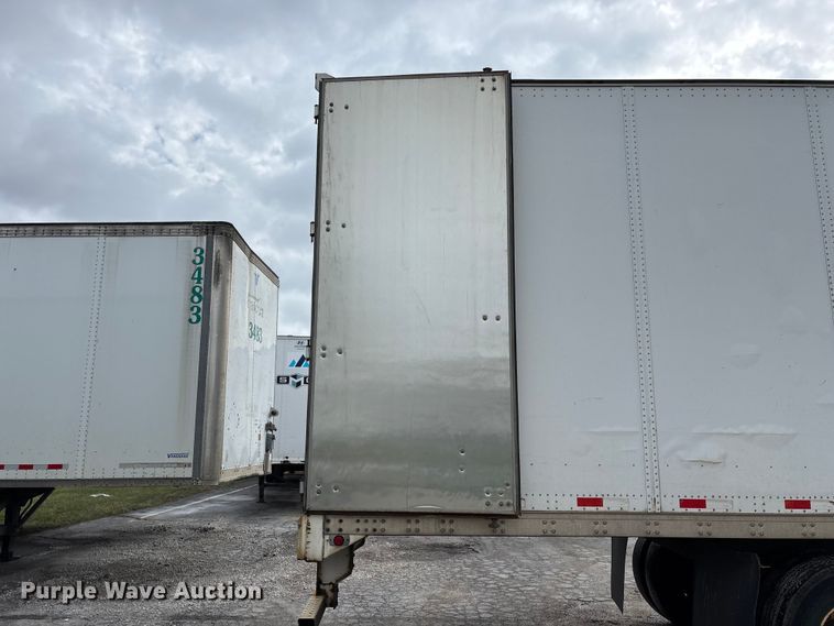 image for item FG0142 2005 Stoughton ZPVW-535T-S-C-AR dry van trailer