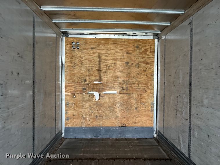 image for item FG0142 2005 Stoughton ZPVW-535T-S-C-AR dry van trailer