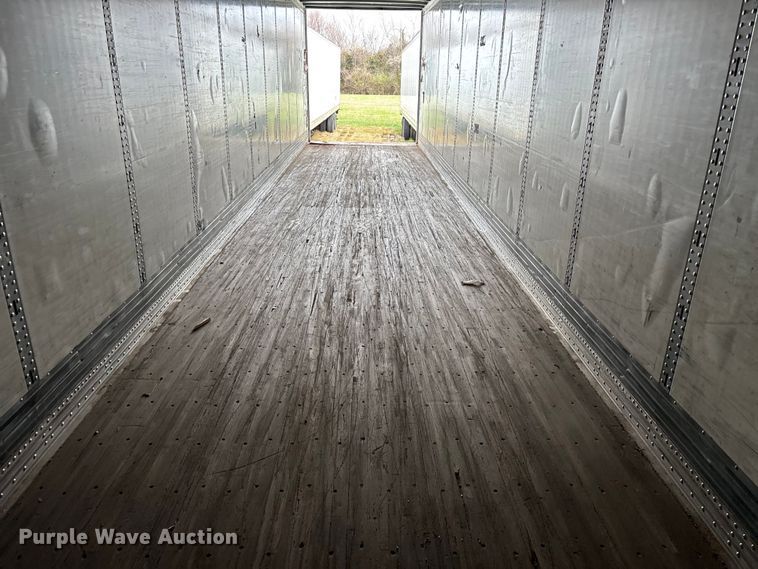 image for item FG0142 2005 Stoughton ZPVW-535T-S-C-AR dry van trailer